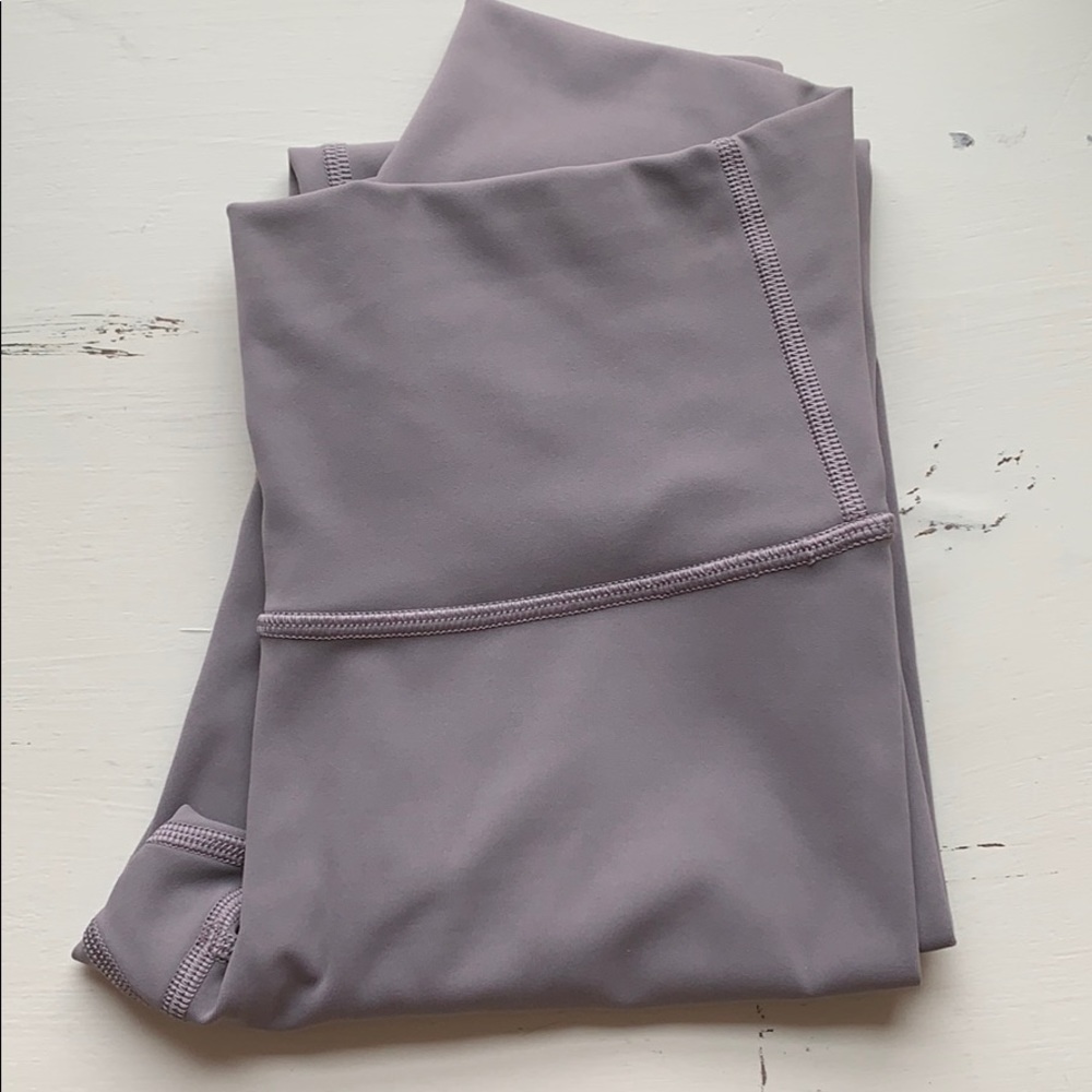 LULULEMON WONDER UNDER PANT 7/8 25” SIZE 2